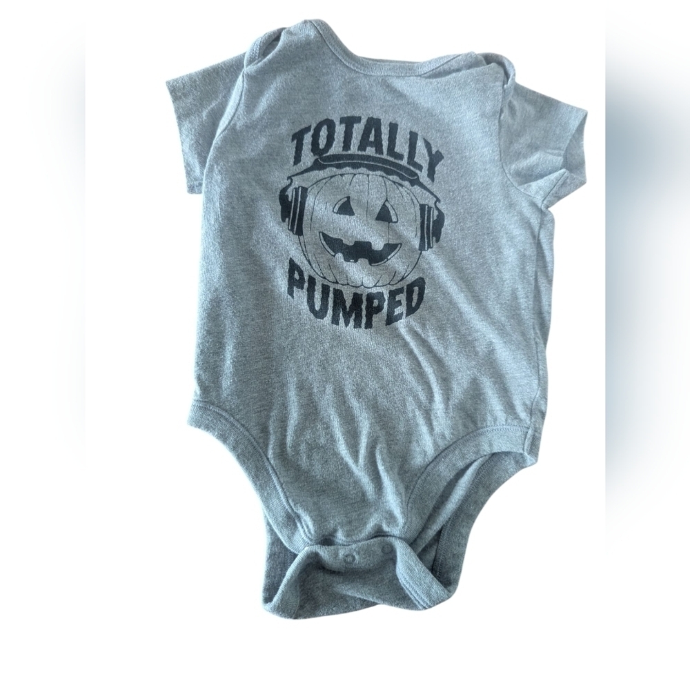 5/$15 Baby Boy/Girl Old Navy 6-12 Month Short Sleeve Onsie-Halloween/Pumpkin